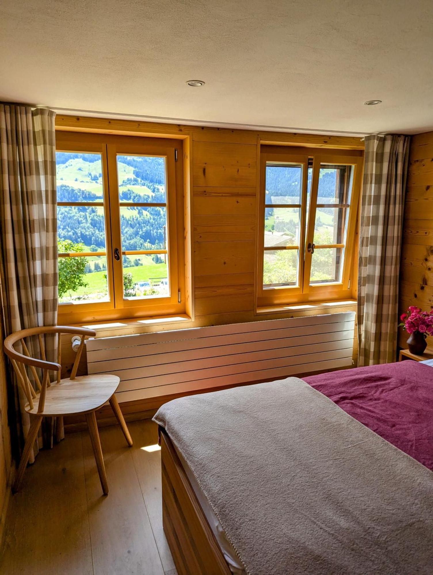 Swiss Mountain-Valley View Lodge Erlenbach im Simmental Bagian luar foto